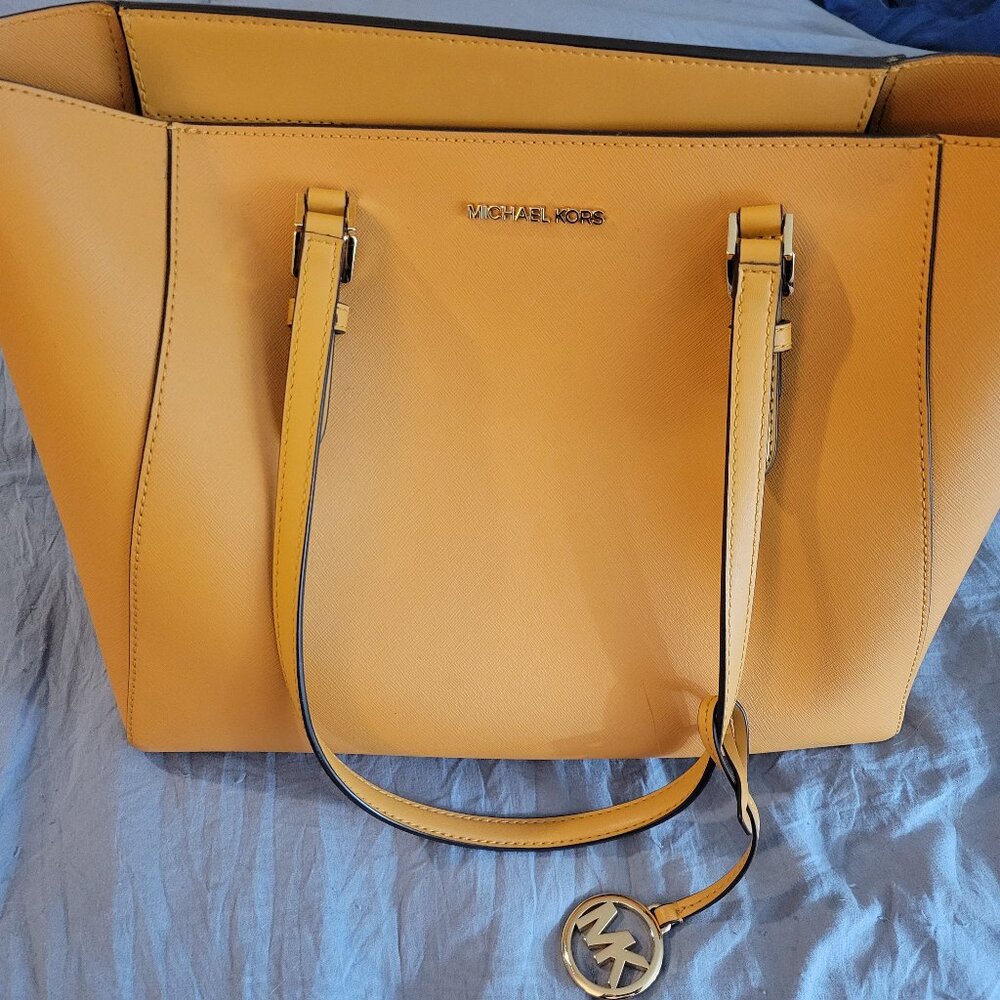 Michael Kors purse set